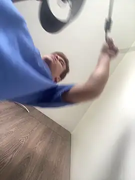 Leon Wild online show from 31, 3, 2026