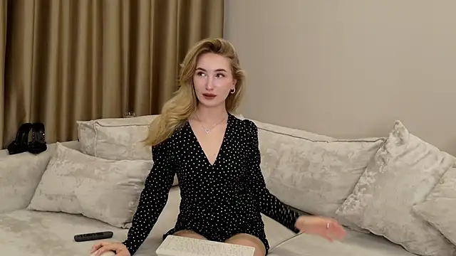 bella  rose online show from 30, 9, 2025