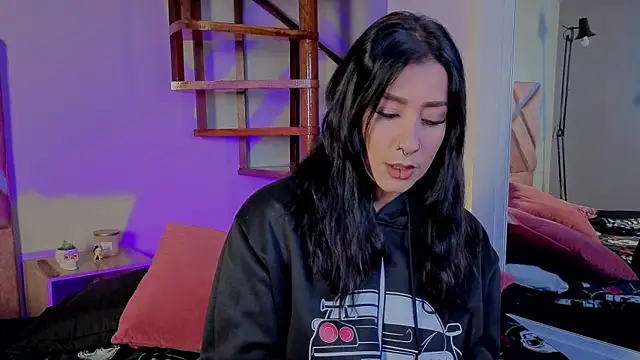  kelly hous36 online show from 27, 5, 2026