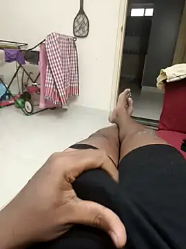 Snapshot of mkmony chatting on 4, 3, 2025 mkmony online show from 4, 3, 2025