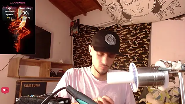 Snapshot of Apolo_S chatting on 4, 12, 2025 Apolo S online show from 4, 12, 2025