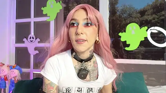 Evangelyne 1 online show from 26, 10, 2025