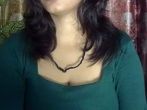 Snapshot of SEXY-MAHI- chatting on 12, 12, 2024 SEXY-MAHI- online show from 12, 12, 2024