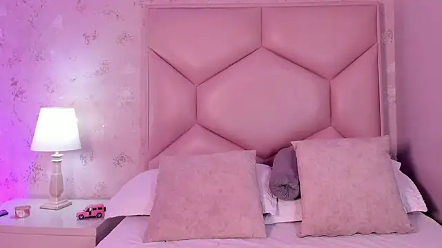 ambar sullivan online show from 24, 1, 2025