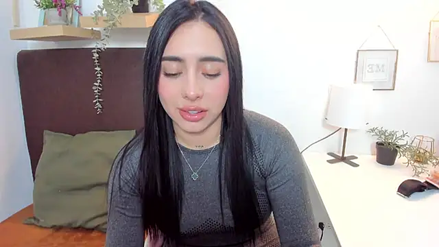 isabella jade online show from 12, 3, 2025