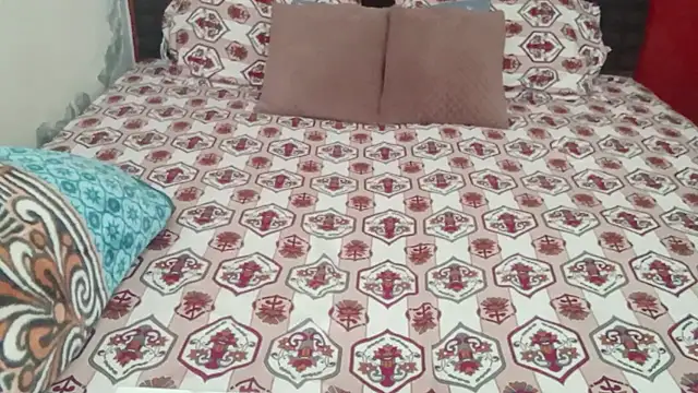 yoursnishaa online show from 9, 3, 2025