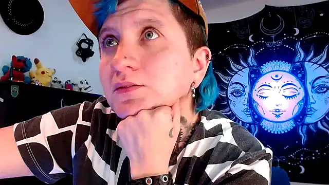 Snapshot of Marieblueeyes chatting on 3, 2, 2025 Marieblueeyes online show from 3, 2, 2025