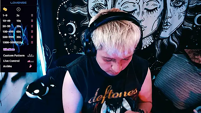 Marieblueeyes online show from 20, 5, 2026