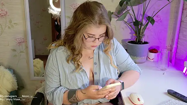 Snapshot of sinnamon_ chatting on 26, 9, 2025 sinnamon online show from 26, 9, 2025