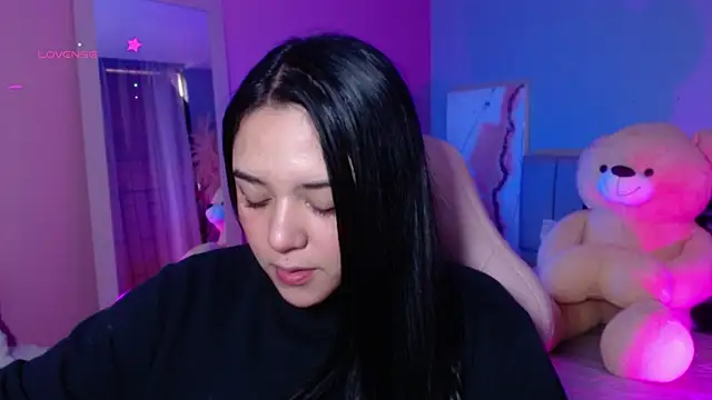 kim blake online show from 23, 12, 2024