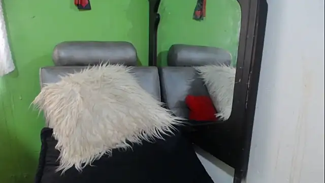 Alexandrasaenz online show from 23, 1, 2025