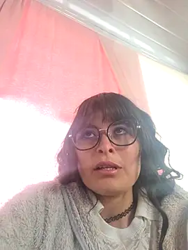 Alexandrasaenz online show from 18, 10, 2025