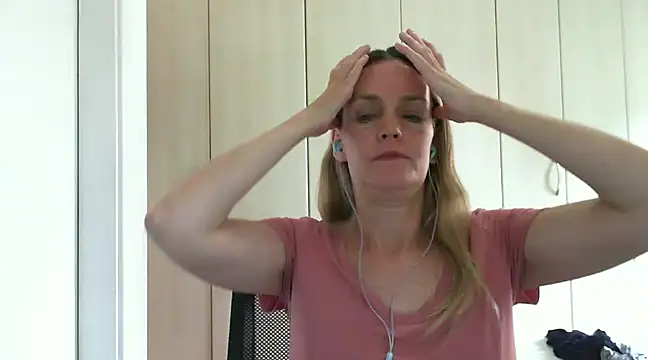 Annylove1 online show from 13, 2, 2025