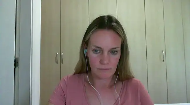 Annylove1 online show from 13, 2, 2025