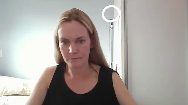 Snapshot of Annylove1 chatting on 18, 2, 2026 Annylove1 online show from 18, 2, 2026