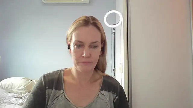 Snapshot of Annylove1 chatting on 19, 2, 2026 Annylove1 online show from 19, 2, 2026