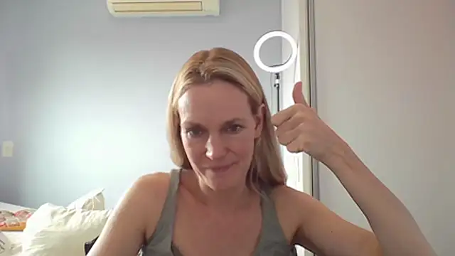 Snapshot of Annylove1 chatting on 23, 2, 2026 Annylove1 online show from 23, 2, 2026