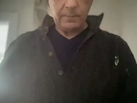 Snapshot of ALPHANDRE chatting on 6, 3, 2026 ALPHANDRE online show from 6, 3, 2026