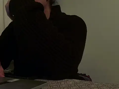 Snapshot of ALPHANDRE chatting on 4, 4, 2026 ALPHANDRE online show from 4, 4, 2026