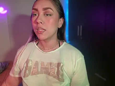 Snapshot of Im_sophiie chatting on 28, 1, 2025 Im sophiie online show from 28, 1, 2025