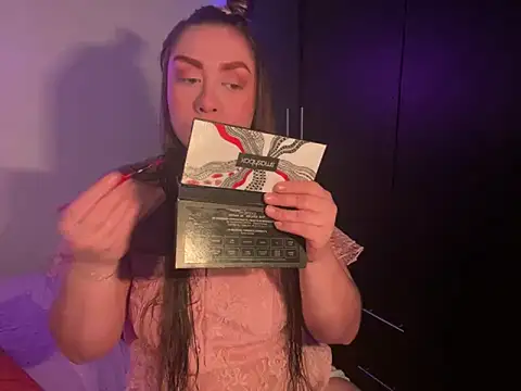 Snapshot of Im_sophiie chatting on 6, 2, 2025 Im sophiie online show from 6, 2, 2025