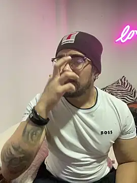 Snapshot of Im_sophiie chatting on 20, 2, 2025 Im sophiie online show from 20, 2, 2025