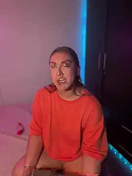 Snapshot of Im_sophiie chatting on 25, 2, 2025 Im sophiie online show from 25, 2, 2025