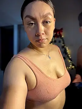 Snapshot of Im_sophiie chatting on 7, 1, 2026 Im sophiie online show from 7, 1, 2026