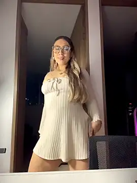 Snapshot of Im_sophiie chatting on 28, 2, 2026 Im sophiie online show from 28, 2, 2026