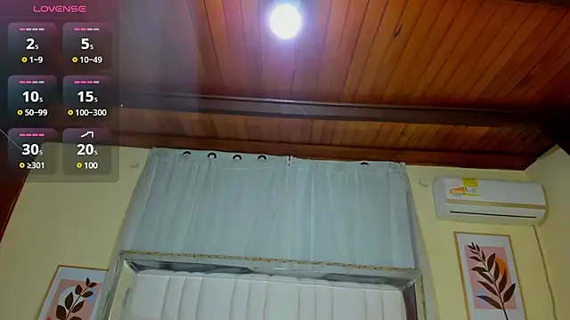 Snapshot of AlmaSean chatting on 20, 3, 2025 AlmaSean online show from 20, 3, 2025