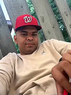 Snapshot of marhi32 chatting on 10, 9, 2025 marhi32 online show from 10, 9, 2025