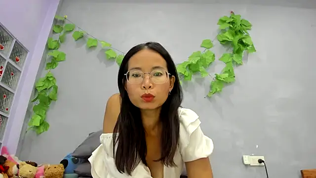 Snapshot of loveley_jenny chatting on 26, 5, 2026 loveley jenny online show from 26, 5, 2026
