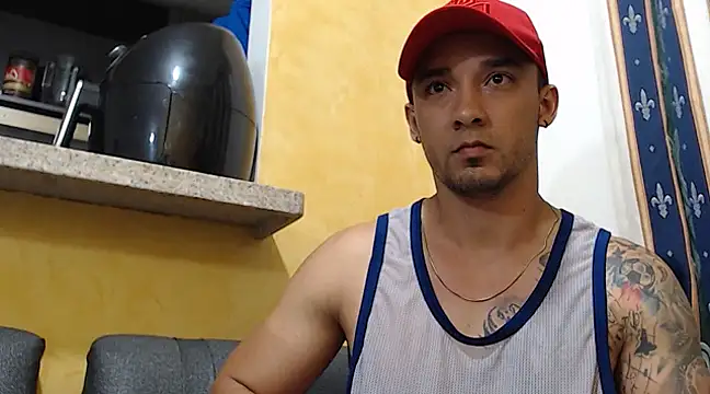 Snapshot of SimonRoberth chatting on 9, 3, 2025 SimonRoberth online show from 9, 3, 2025