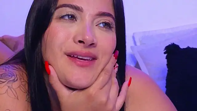 Snapshot of Marianaa_Lopezz chatting on 27, 12, 2024 Marianaa Lopezz online show from 27, 12, 2024