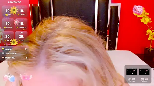 Nayla Garner online show from 4, 3, 2025