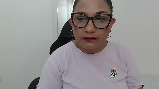 Katha Marck online show from 22, 10, 2025