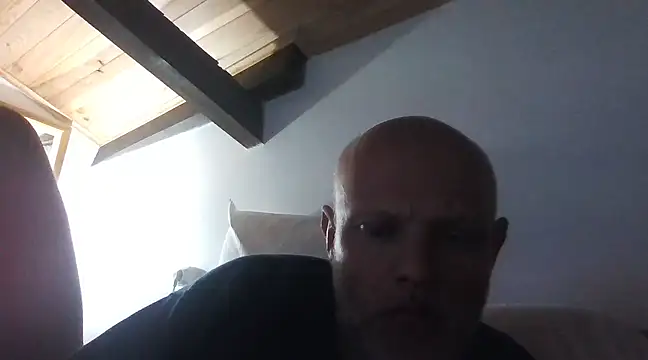 Snapshot of davigochi77bcn chatting on 19, 3, 2025 davigochi77bcn online show from 19, 3, 2025