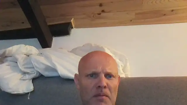 Snapshot of davigochi77bcn chatting on 9, 11, 2025 davigochi77bcn online show from 9, 11, 2025