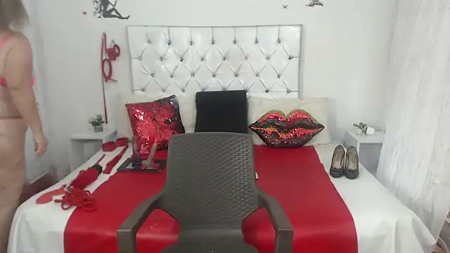 Sweetbigcatt online show from 31, 5, 2026