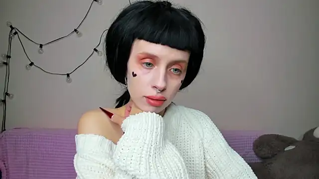 FlowerOfSin2001 online show from 10, 10, 2025