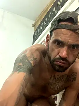 Snapshot of raphadoors19 chatting on 12, 10, 2025 raphadoors19 online show from 12, 10, 2025