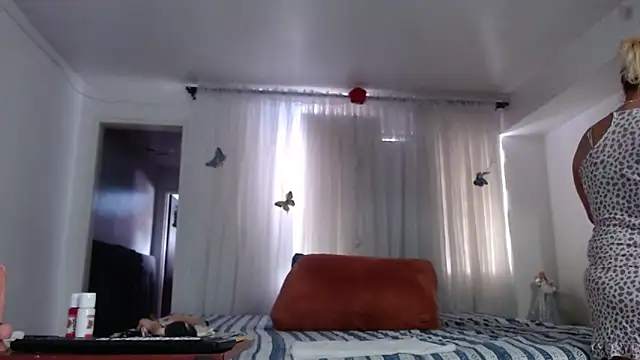 Snapshot of linapalacios chatting on 17, 1, 2026 linapalacios online show from 17, 1, 2026