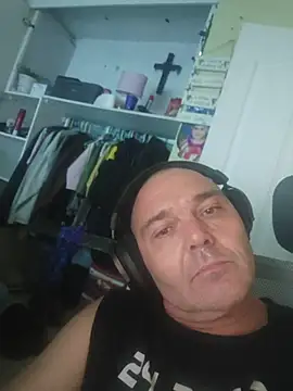 Snapshot of Brutus009 chatting on 6, 1, 2026 Brutus009 online show from 6, 1, 2026