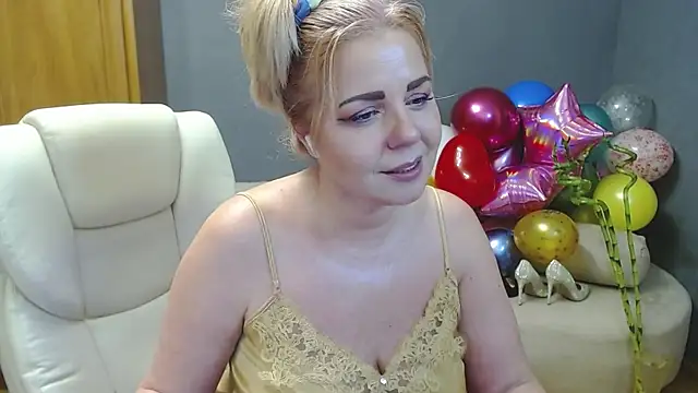 Snapshot of Cute_sun chatting on 22, 12, 2024 Cute sun online show from 22, 12, 2024