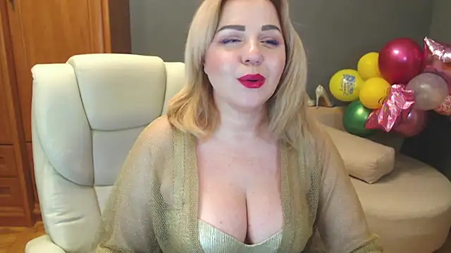 Snapshot of Cute_sun chatting on 12, 2, 2025 Cute sun online show from 12, 2, 2025