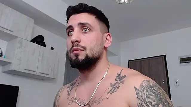 Snapshot of _DylanGreen chatting on 18, 1, 2025 DylanGreen online show from 18, 1, 2025