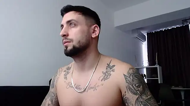 Snapshot of _DylanGreen chatting on 18, 3, 2025 DylanGreen online show from 18, 3, 2025