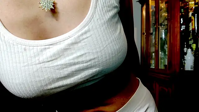 Snapshot of 3littleschoolteens chatting on 26, 9, 2025 3littleschoolteens online show from 26, 9, 2025