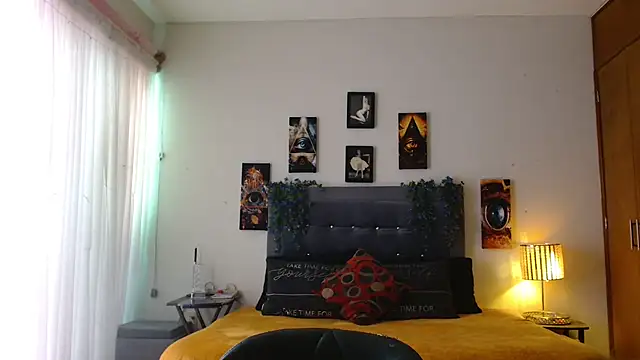 3littleschoolteens online show from 2, 12, 2025