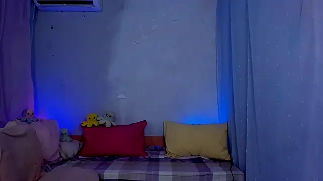 LickLizzy online show from 10, 2, 2025